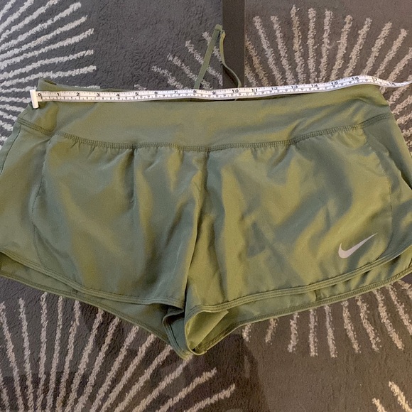 Nike Drifit running shorts in sage green - Picture 3 of 6